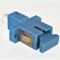 Гибридный адаптер SC/LC, SM, Simplex. Гибридный адаптер SC/LC, SM, Simplex.