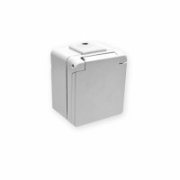 Розетка с заземлением белая HERMETICA. Розетка с заземлением белая HERMETICA.