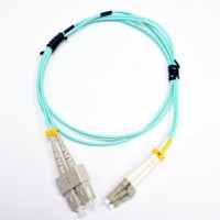 Патчкорд SC/UPC-LC/UPC MM (OM3) 6м Duplex Патчкорд SC/UPC-LC/UPC MM (OM3) 6м Duplex