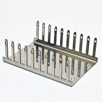 Держатель 10 плинтов серии 1000RT Держатель 10 плинтов серии 1000RT