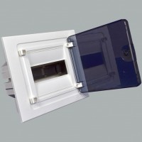 Pаспределительные щитки серии Golf. Степень защиты IP 41, Класс защиты II Pаспределительные щитки серии Golf. Степень защиты IP 41, Класс защиты II