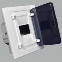 Pаспределительные щитки серии Golf. Степень защиты IP 41, Класс защиты II Pаспределительные щитки серии Golf. Степень защиты IP 41, Класс защиты II