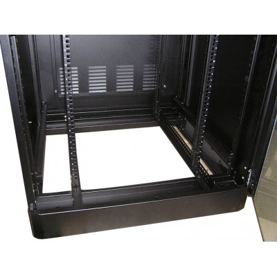 Шафа 24U 800х820, чорна (ніжки, заземлення) MG
