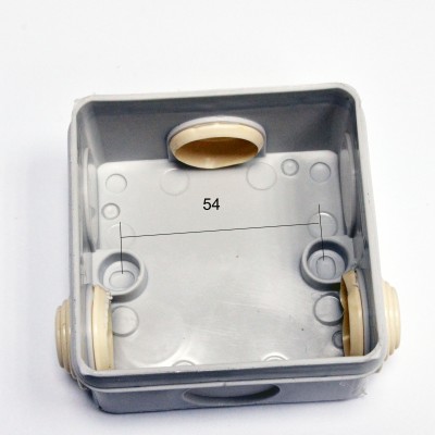 Коробка розподільна, зовнішня, пластикова 70х70; 3;6 ввода IP55, без клем.